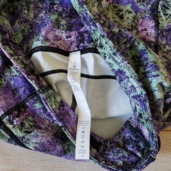 Lululemon Fast and Free Crop II Nulux 19" Leggings in Vivid Vision Yoga Athletic - Picture 9 of 14